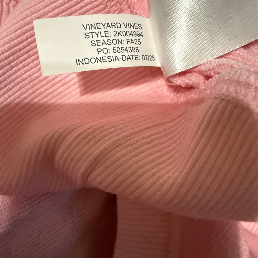 Vineyard Vines Pink Pullover Lightweight Sweatshirt with White Logo - Picture 4 of 4